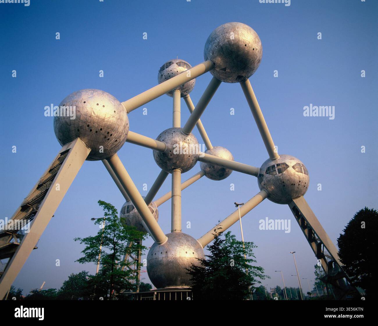 Belgio. Bruxelles. L'Atomium. Foto Stock