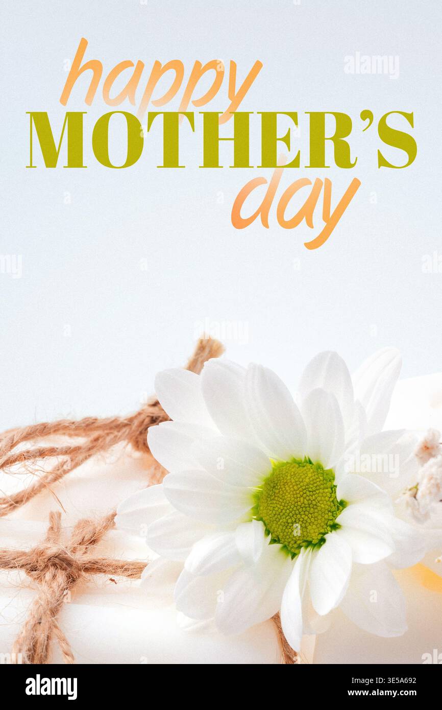 Messaggio di festa della mamma con fiori e regali per la festa del 10 maggio Foto Stock