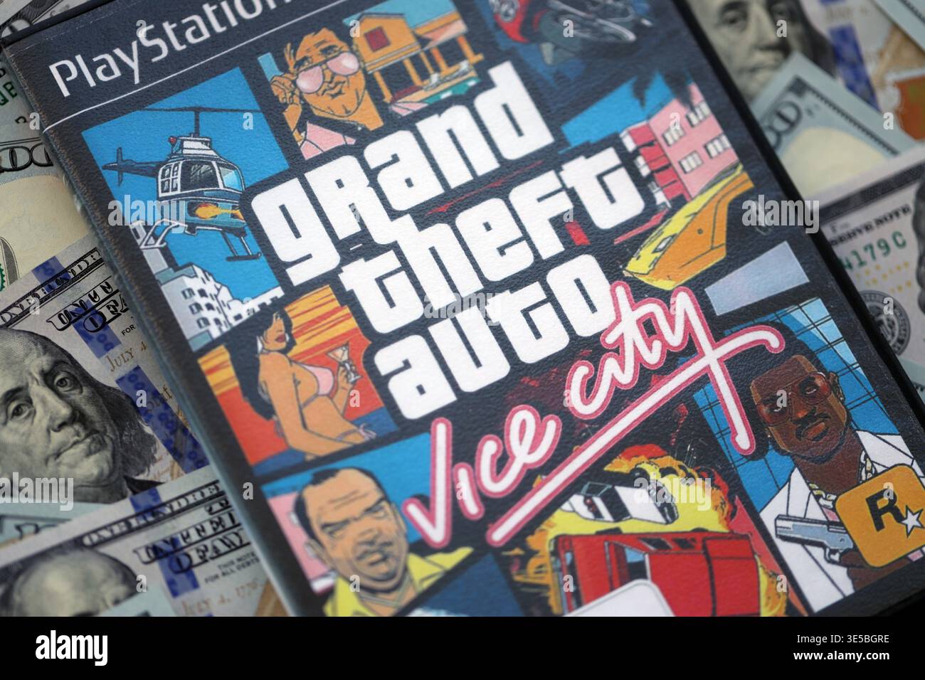KIEV, UCRAINA - 13 MARZO 2026 GTA Grand Theft Auto Vice City video game box foto con focus sulla parte anteriore della copertina del titolo Foto Stock
