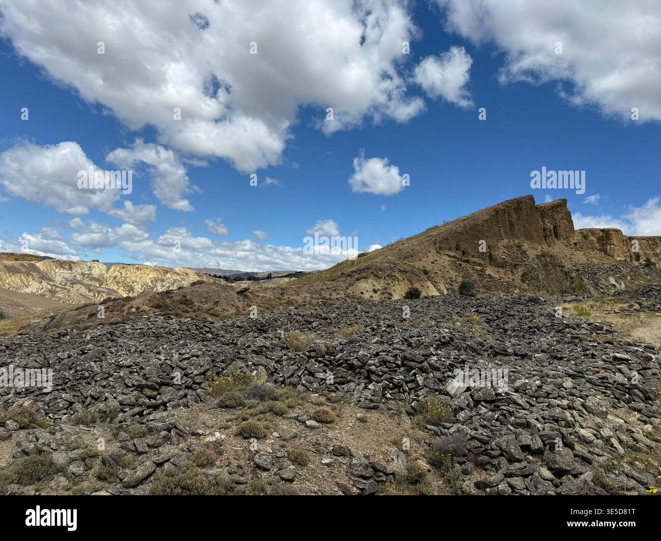 Paesaggio desertico a Cromwell, nuova Zelanda - Immagine stock catturata con smartphone