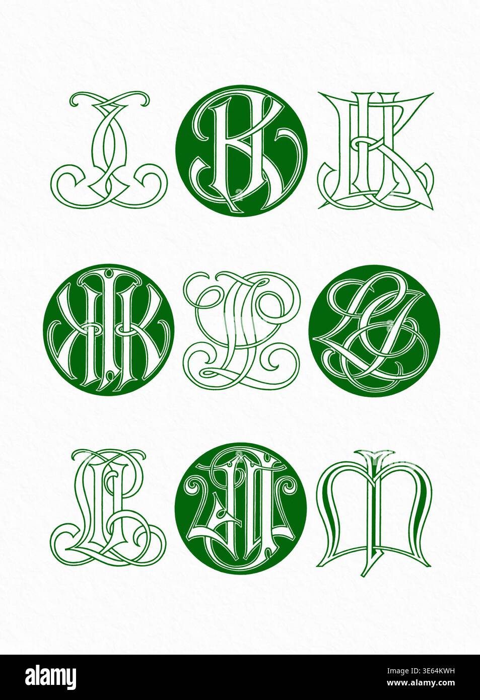 Combinazioni di iniziali monogramma, lettere decorative a incastro in linee verdi e bianche, isolate su un morbido sfondo bianco testurizzato. Foto Stock