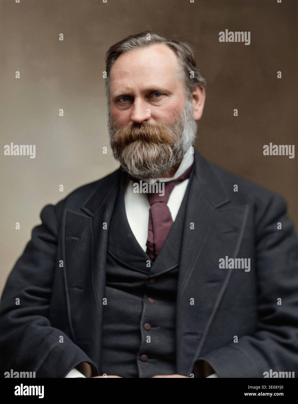 Thomas Stanley Matthews, un avvocato, soldato, giudice e senatore americano dell'Ohio che divenne giudice associato della Corte Suprema degli Stati Uniti, restaurato digitalmente e colorato da una fotografia d'epoca Foto Stock