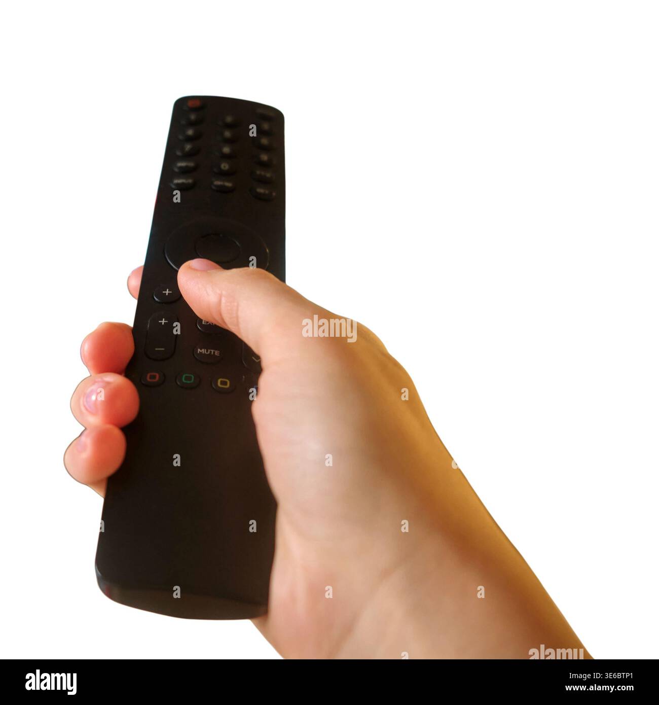 Telecomando del televisore nero con impugnatura. Uomo che utilizza il controller per cambiare canale o regolare il volume. Dispositivo di intrattenimento per sistema multimediale domestico, ci Foto Stock