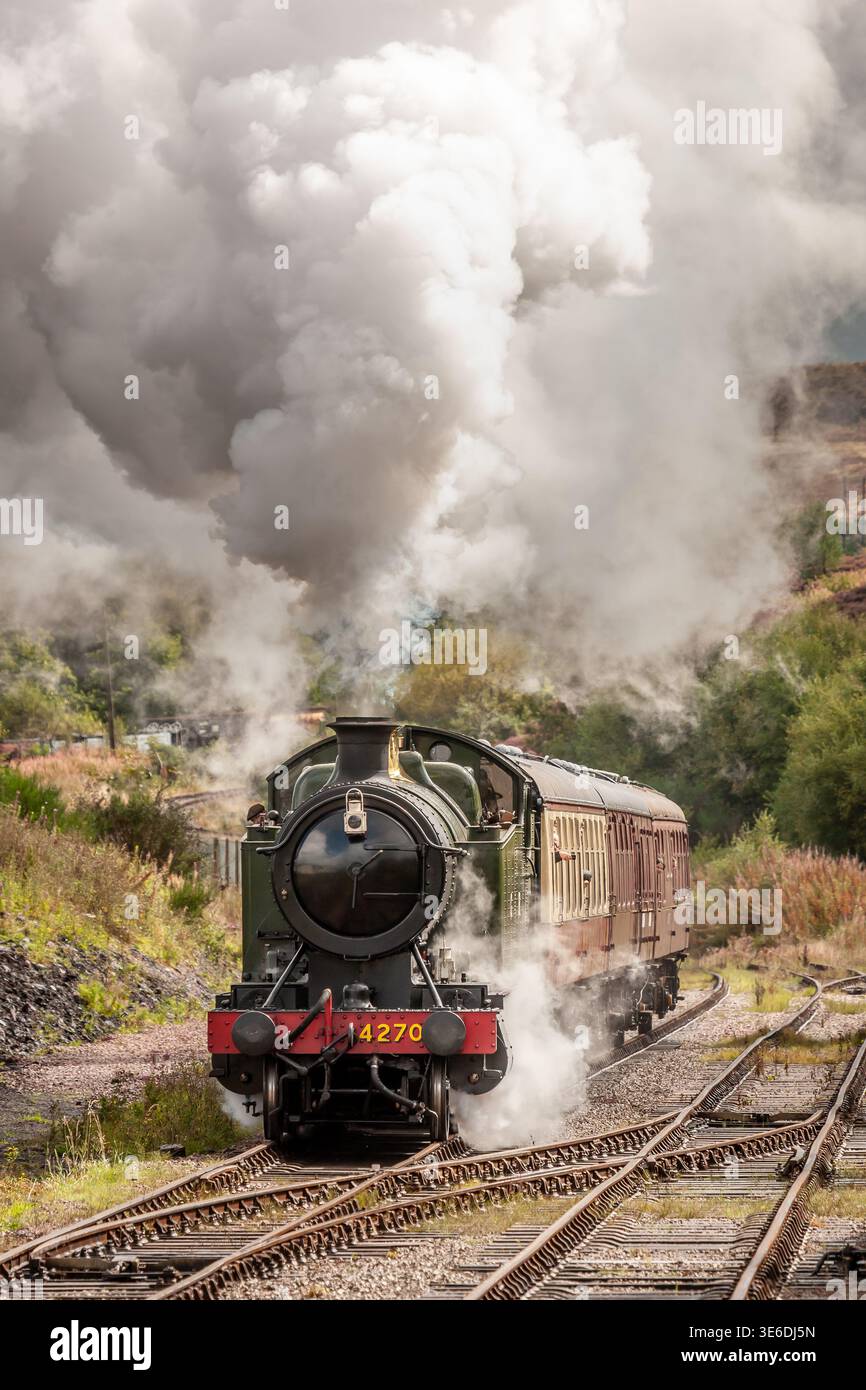 GWR '42xx' 2-8-0T No. 4270, Furnace Siding, Blaenavon Heritage Railway, Galles del Sud, Regno Unito Foto Stock