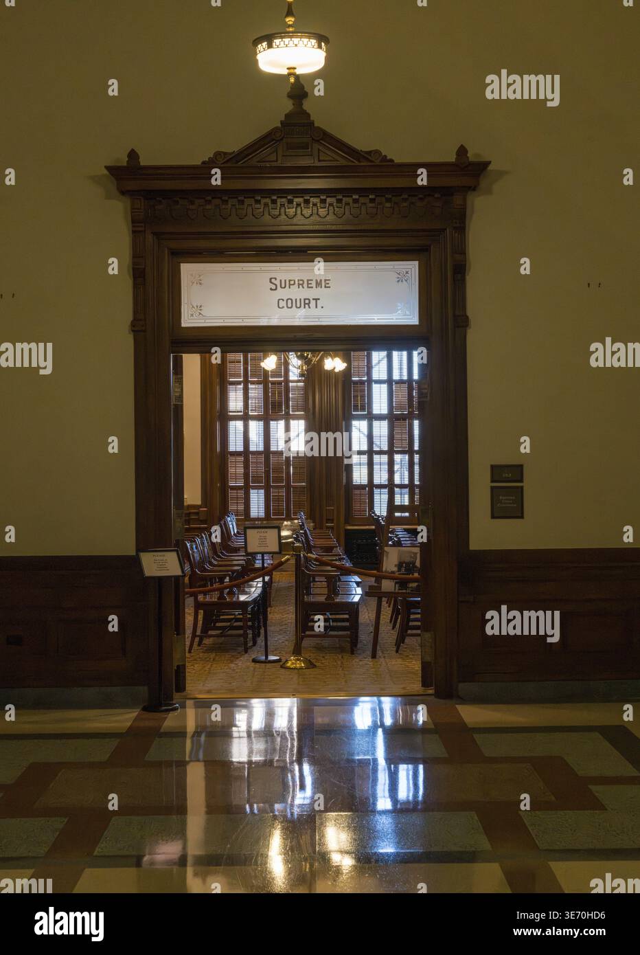 Eingang zum Obersten Gerichtshof im Texas State Capitol ad Austin Foto Stock