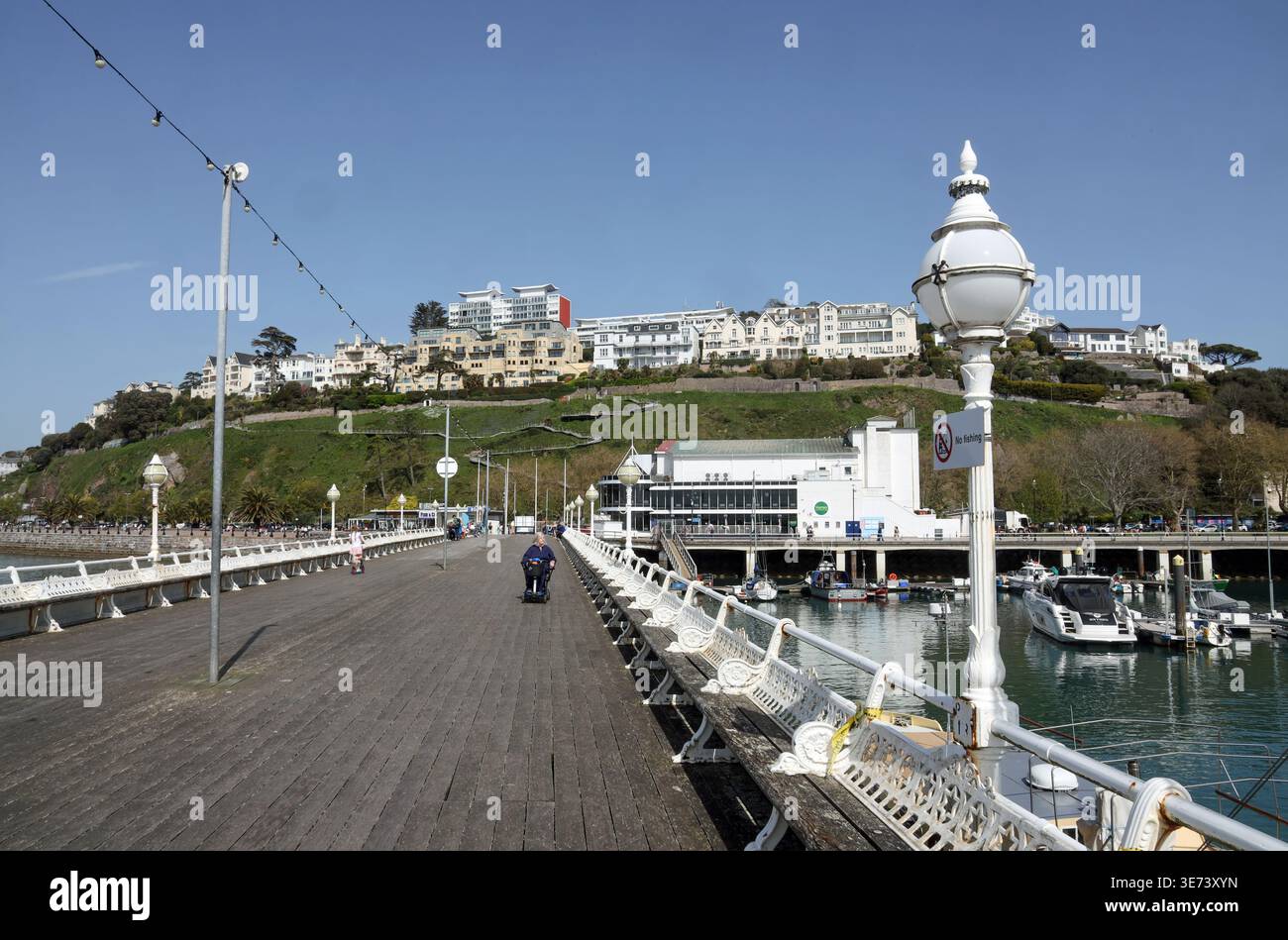 Princess Theatre Torquay la sede è di proprietà del Torbay Council ed è gestita dall'Ambassador Theatre Group. Spettacoli teatrali itineranti per artisti pop Foto Stock