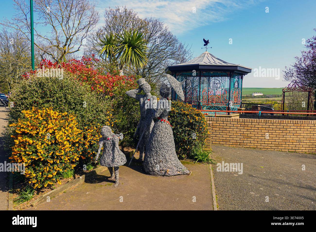 Tempo soleggiato durante le vacanze di Pasqua a Saltburn by the Sea, North Yorkshire, Regno Unito Foto Stock