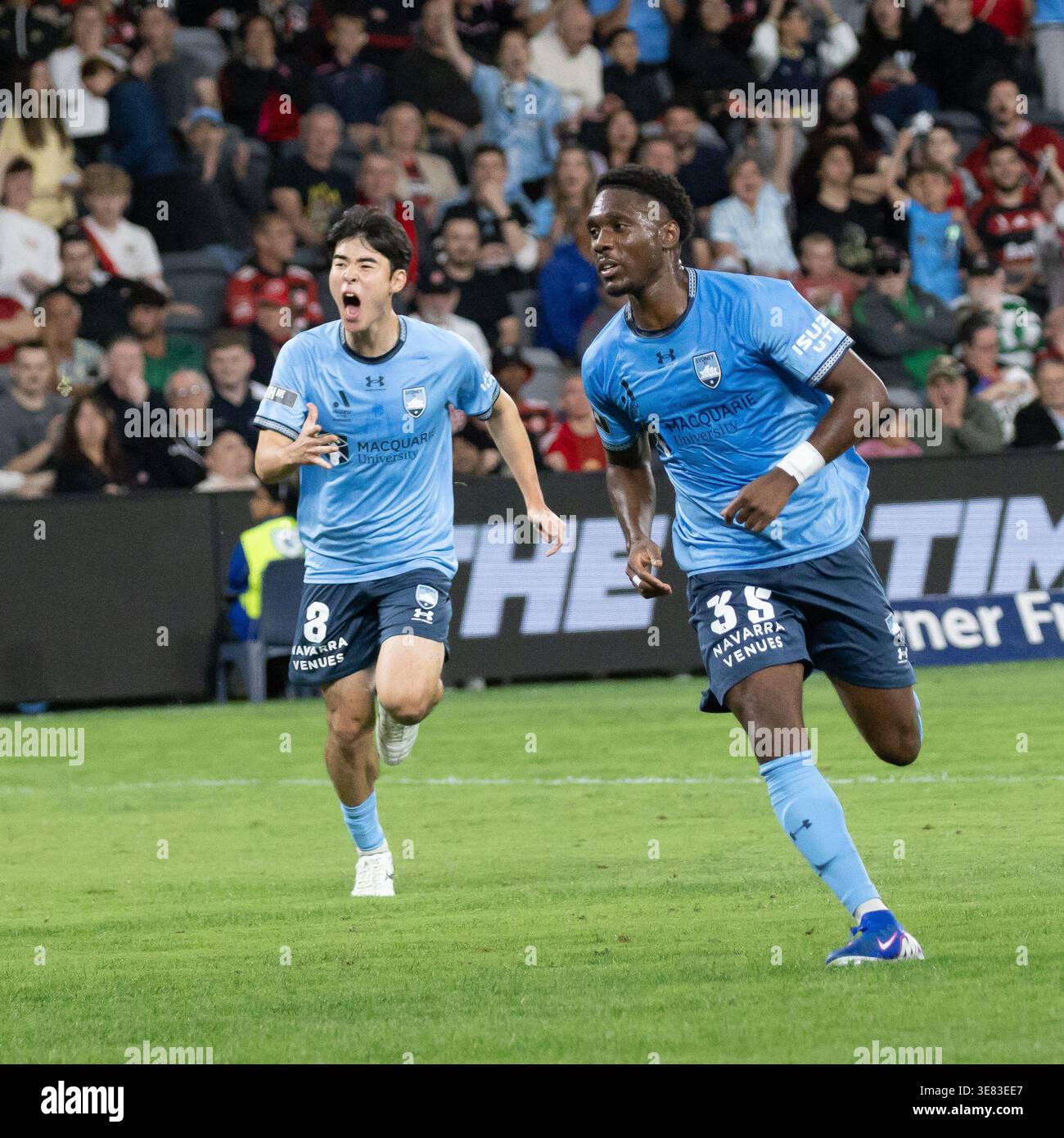 Sydney, Australia. 11 aprile 2026. Wataru Kamijo (18) celebra come al-Hassan Toure (35) del Sydney FC apre il punteggio nel Sydney Derby tra Weste Foto Stock