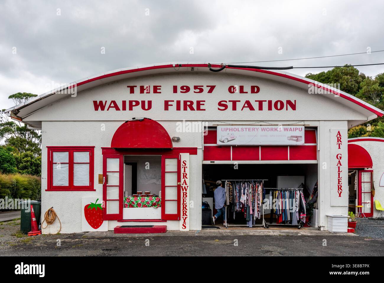 1957 Old Waipu Fire Station, Waipu Village, Northland, nuova Zelanda Foto Stock