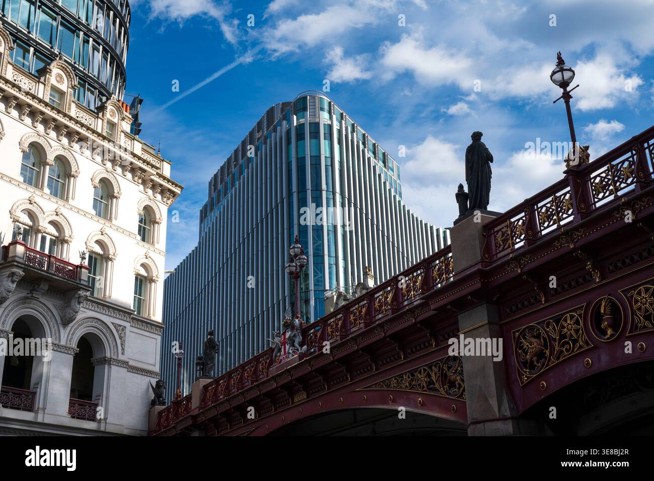 Storico Holborn Viaduct Bridge a Londra Foto Stock