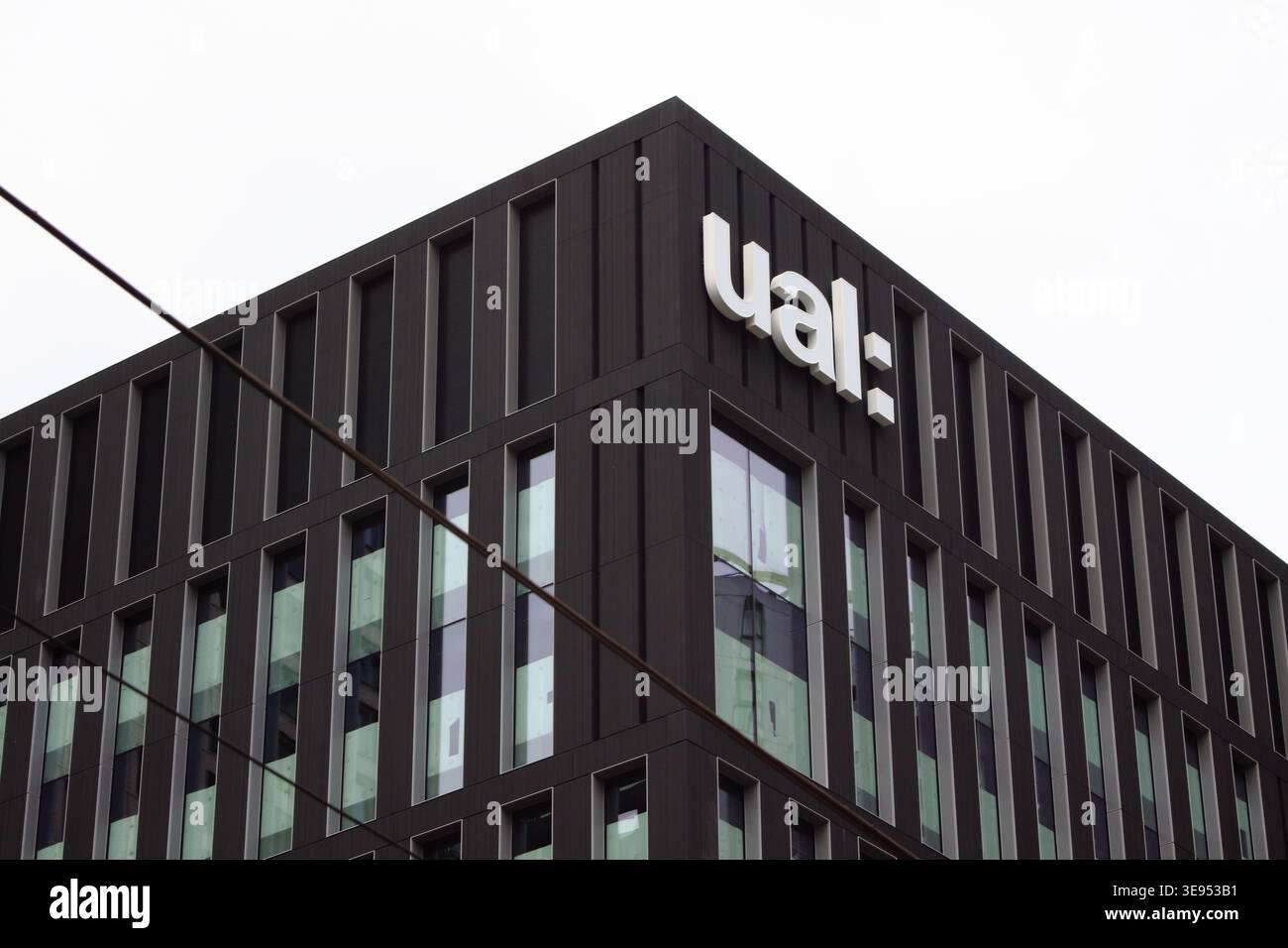 Londra, Inghilterra - 9 aprile 2026: Nuova University of the Arts London College of Communication campus building in costruzione a Elephant and Castle. Foto Stock