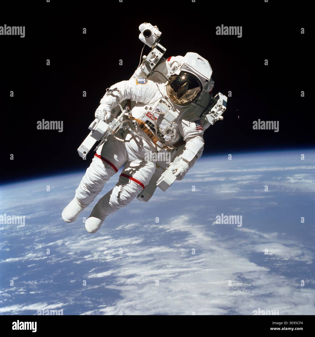 Astronauta Bruce McCandless II nello spazio Foto Stock