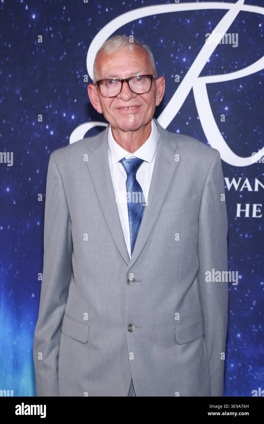 Hollywood, California, Stati Uniti. 16 aprile 2026. Loren Petty partecipa alla prima di Los Angeles di "Reunion" al Madame Tussauds il 16 aprile 2026 a Hollywood, California. Crediti: Sheri Determan/Alamy Live News Foto Stock