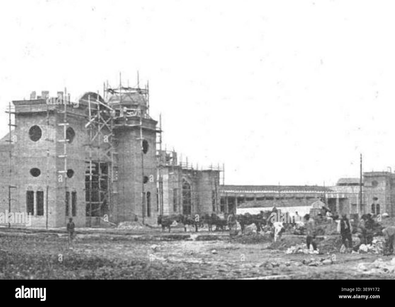 Vicente Barberá Masip (1870 – 1935) è stato un pittore e illustratore spagnolo. Il suo lavoro per la Exposició Regional Valenciana nel 1909, intitolato "Obres Palau de l'Agricultura", documenta le mostre architettoniche e culturali della Mostra regionale valenciana. Il disco fotografico d'archivio mette in risalto la scena artistica catalana dei primi anni del XX secolo e il progresso industriale e culturale della regione. Foto Stock