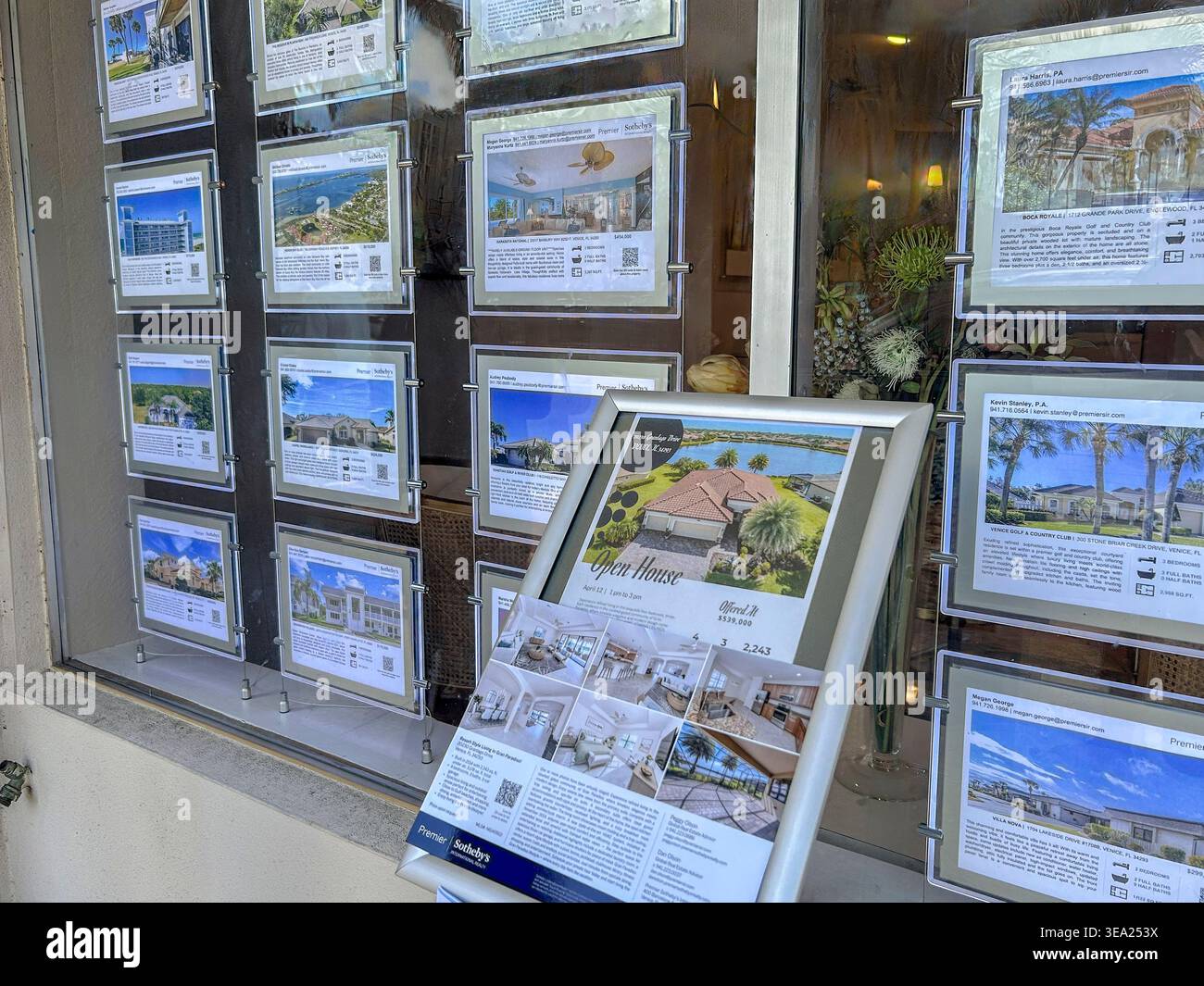 Venice, Florida, Stati Uniti, primo piano, Vista, Agenzia Immobiliare, Centro città, (strada principale), vetrina, pubblicità, shopping, Foto Stock