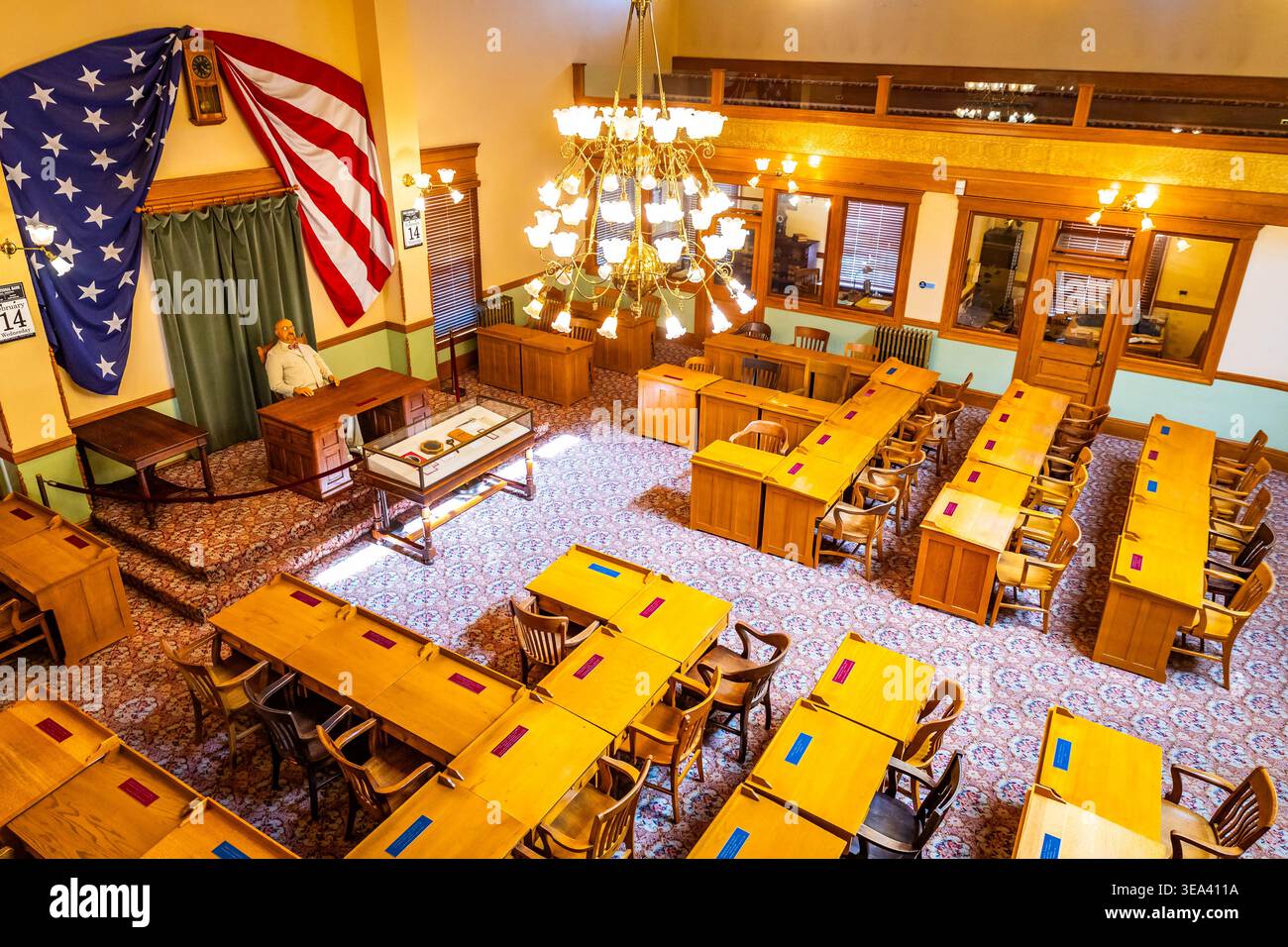 Phoenix, Arizona, USA - 5 febbraio 2026: Gli interni della camera legislativa storica dell'Arizona Capitol Museum mostrano l'architettura governativa conservata a pH Foto Stock