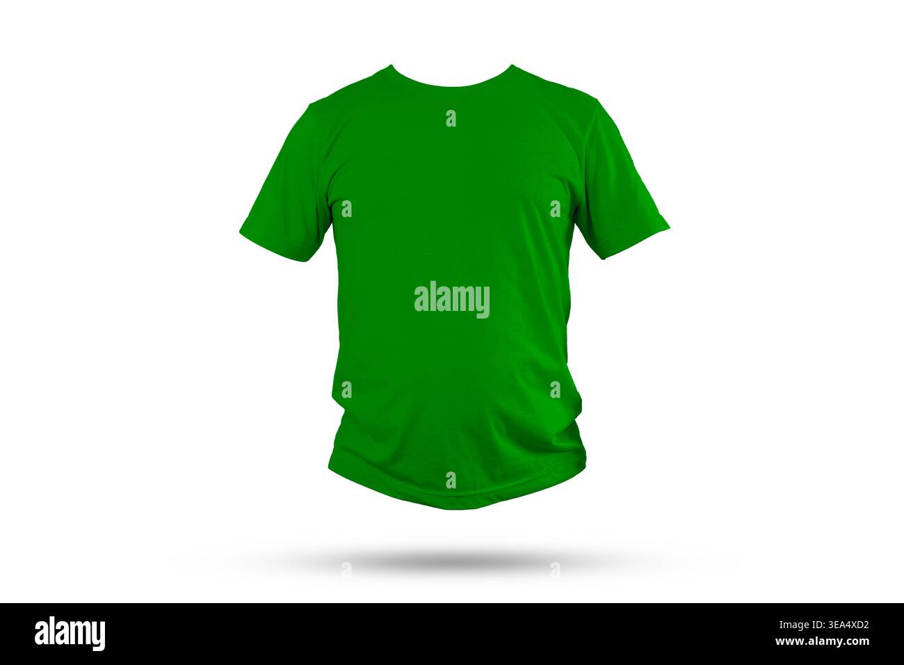 Modello di T-shirt verde per la visione frontale pulito sospeso su uno sfondo grigio chiaro con un'ombra morbida, adatto per test di branding, posizionamento della stampa, pubblicità di abbigliamento Foto Stock