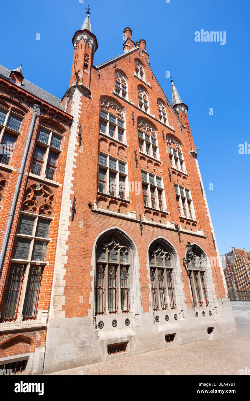 Lo storico edificio del museo Bruges Beer Experience sul Grote Markt nella città di Bruges, Belgio Foto Stock