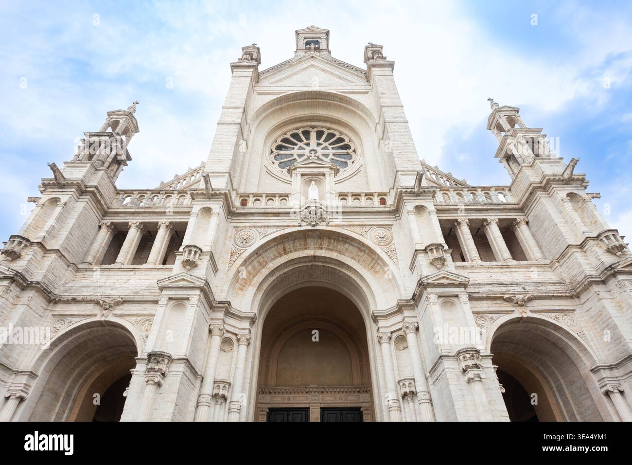 Vista della chiesa di Santa Caterina o della facciata di Eglise Sainte Catherine nella città di Bruxelles, Belgio Foto Stock