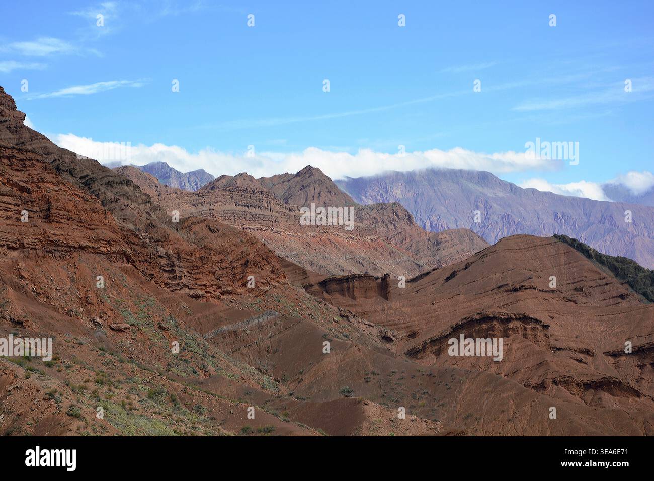 Argentina; Argentina nord-occidentale; provincia di Salta; vicino a Cafayate; formazioni di arenaria bruno-rossastro; Foto Stock