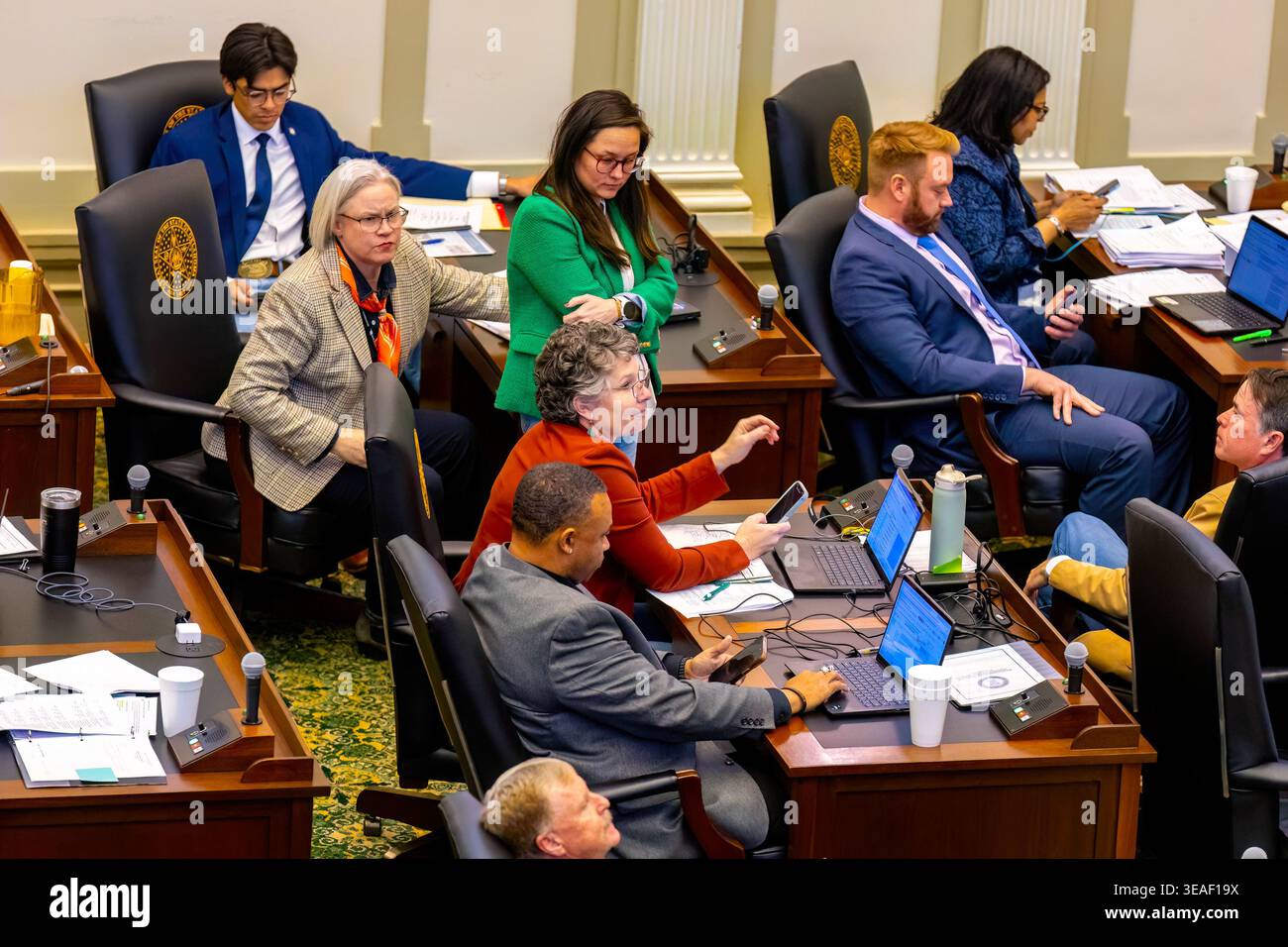 Oklahoma City, Oklahoma, USA - 9 marzo 2026: I partecipanti si sono riuniti per una riunione legislativa nella camera dei rappresentanti dell'Oklahoma Foto Stock