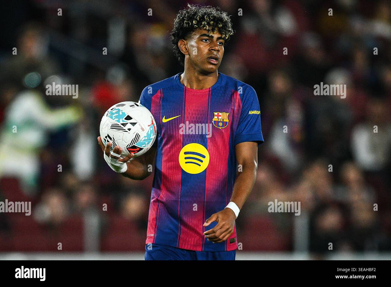 Barcellona, Espagne. 22 aprile 2026. Lamine YAMAL di Barcellona durante il campionato spagnolo di LaLiga tra FC Barcelona e RC Celta il 22 aprile 2026 allo stadio Camp Nou di Barcellona, Spagna - foto Sergio Ros/Matthieu Mirville/DPPI Credit: DPPI Media/Alamy Live News Foto Stock