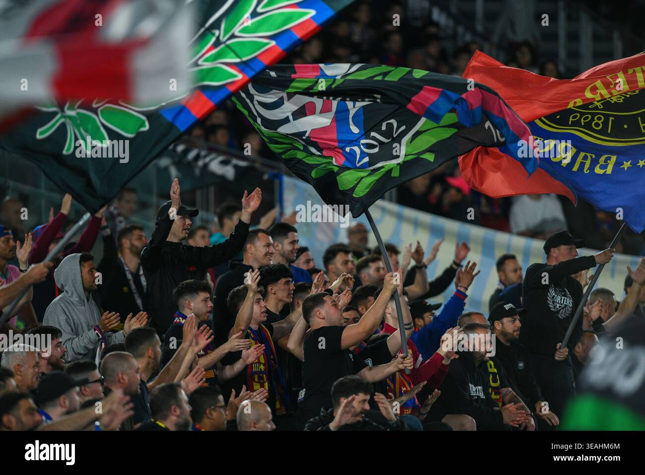 Barcellona, ESP. 22 aprile 2026. FC BARCELONA vs RC CELTA 22 aprile 2026 tifosi del FC Barcelona durante la partita tra FC Barcelona e Celta de Vigo corrispondente alla trentesima giornata di la Liga EA Sports al Spotify Camp Nou di Barcellona, Spagna. Crediti: Rosdemora/Alamy Live News Foto Stock