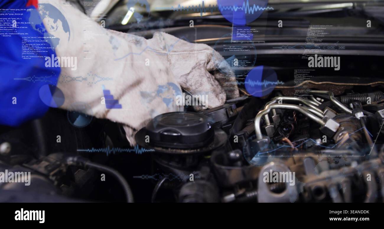 Raggiungere l'avambraccio con i guanti nel manicotto di lavoro blu, toccando il tappo del bocchettone di rifornimento dell'olio sotto il cofano, mostrando le sovrapposizioni. Motore, meccanico, diagnostica, garage, primo piano, wir Foto Stock