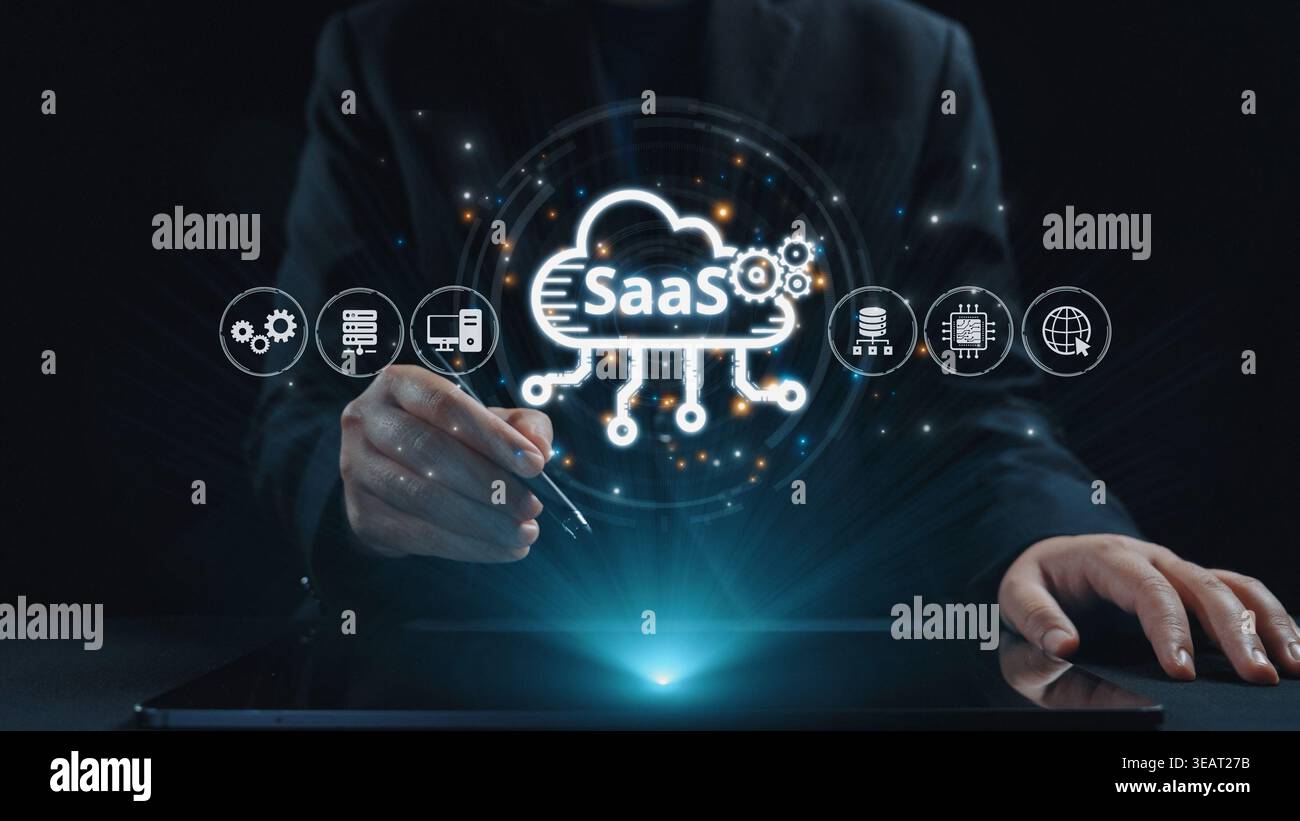 Rappresentazione visiva di SaaS che mostra l'infrastruttura, la distribuzione SaaS, le funzionalità della piattaforma SaaS e il modello di integrazione SaaS in ambiente digitale Foto Stock