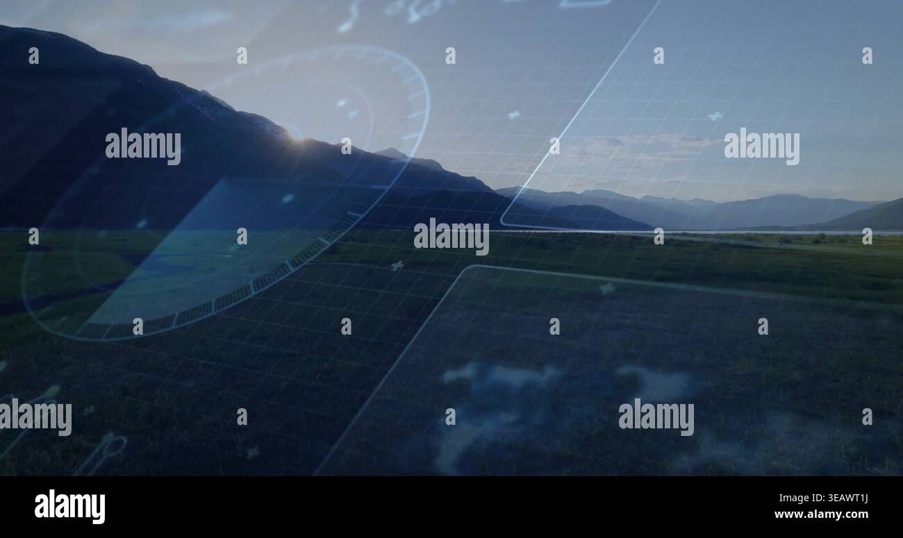 Mostra la valle di montagna con crinale retroilluminato e pianura erbosa, mostrando deboli griglie e indicatori HUD Foto Stock