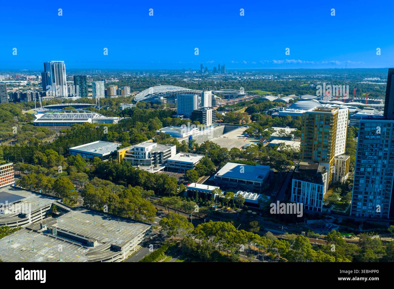 Fotografia aerea degli edifici e degli stadi sportivi del Sydney Olympic Park, nel sobborgo di Sydney Ovest, nel Sydney Olympic Park, a New South Wal Foto Stock
