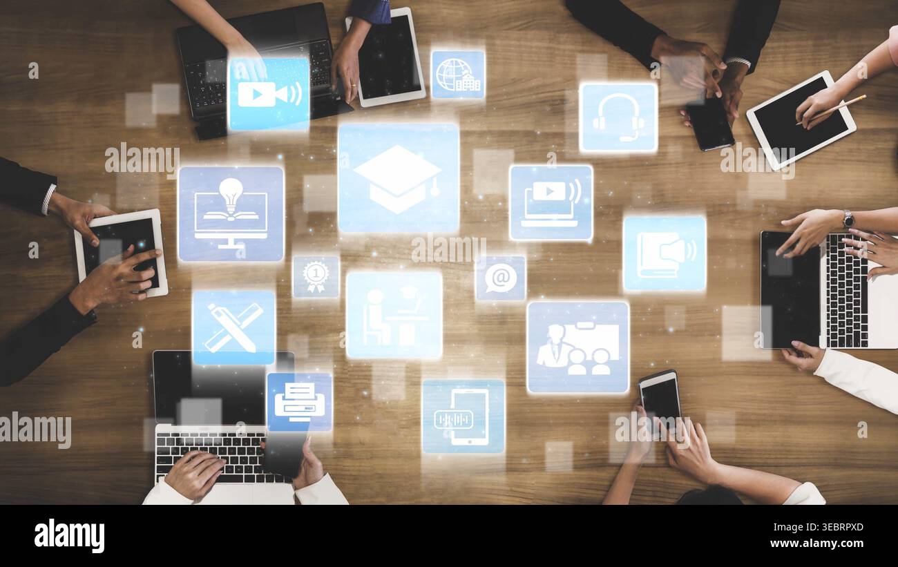 Le icone dell'istruzione online mostrano l'e-learning, i corsi di formazione online e lo studio digitale. L'istruzione online consente un accesso globale all'istruzione online, flessibile Foto Stock