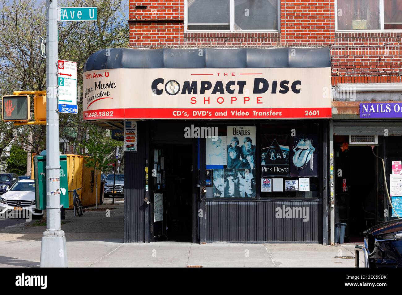Compact Disc Shoppe, 2601 Avenue U, Brooklyn, New York, New York, New York, negozio di musica a Sheepshead Bay. Foto Stock