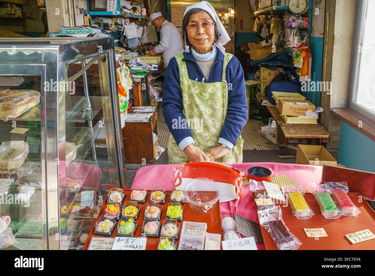 Dolci giapponesi, mercato del pesce di Tsukiji, il più grande mercato del pesce del mondo, Tokyo, Kanto, Giappone Foto Stock
