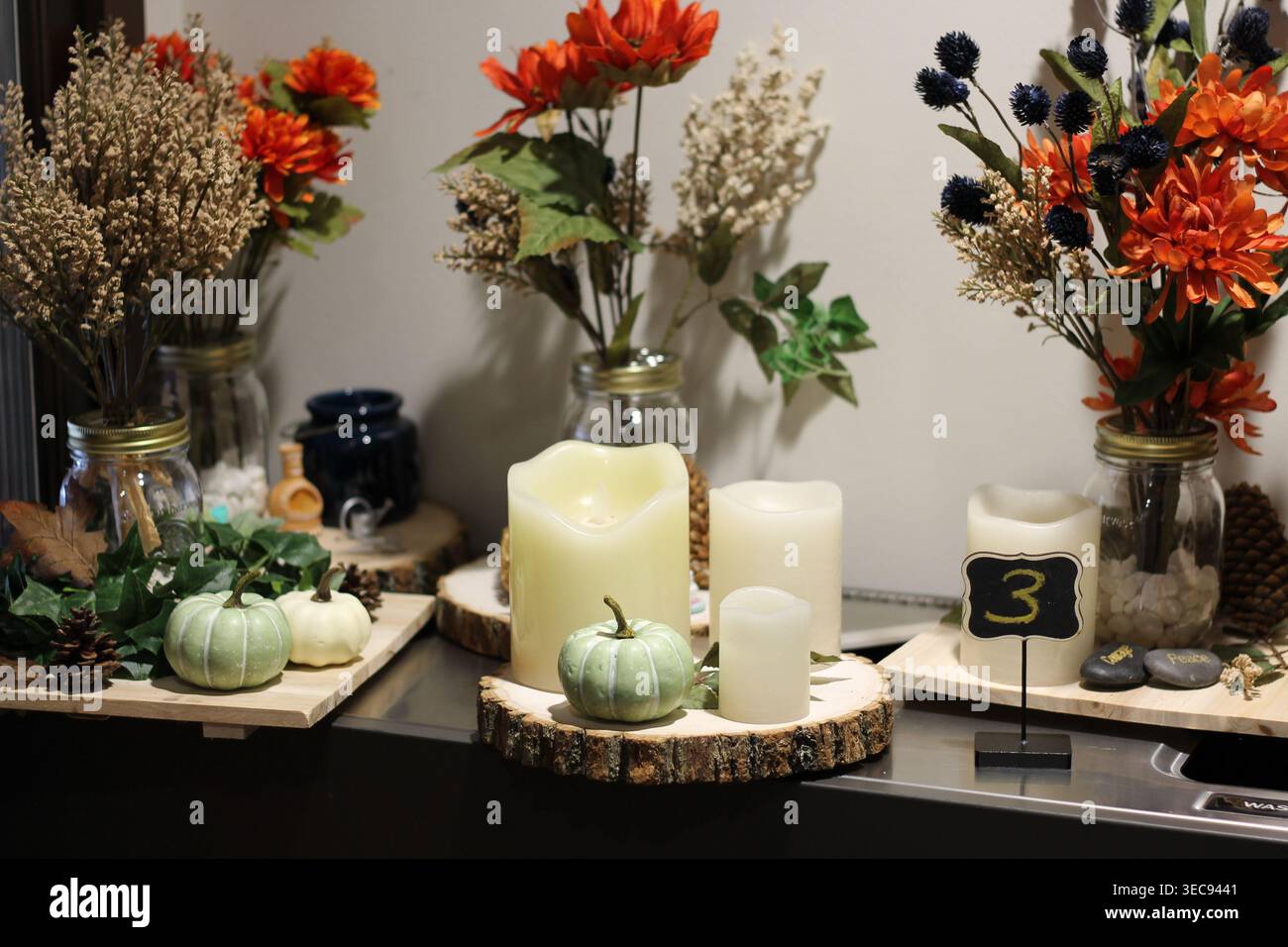 Decorazioni per matrimoni e bouquet di seta Foto Stock
