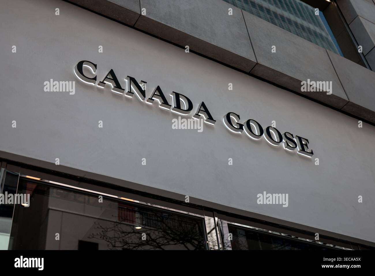 Segnaletica di lusso per capospalla Canada Goose a Tokyo, Giappone Foto Stock