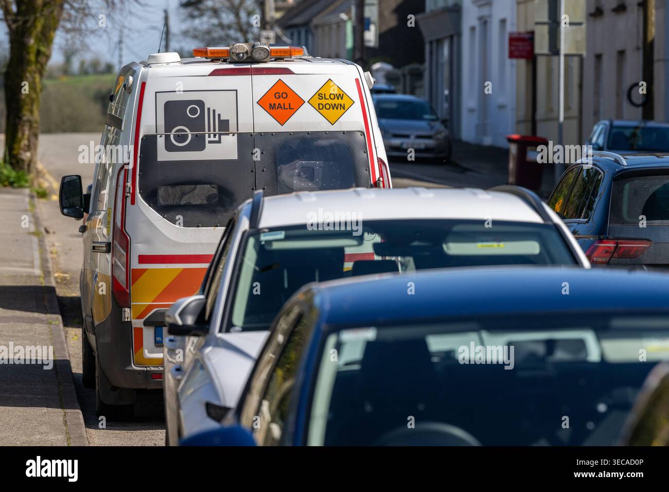 Go Safe Speed Van parcheggiato a Skibbereen, West Cork, Irlanda. Foto Stock