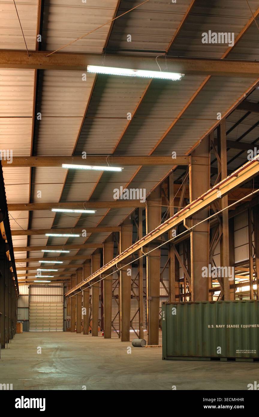 Interni del magazzino Rusty, New Jersey USA Foto Stock