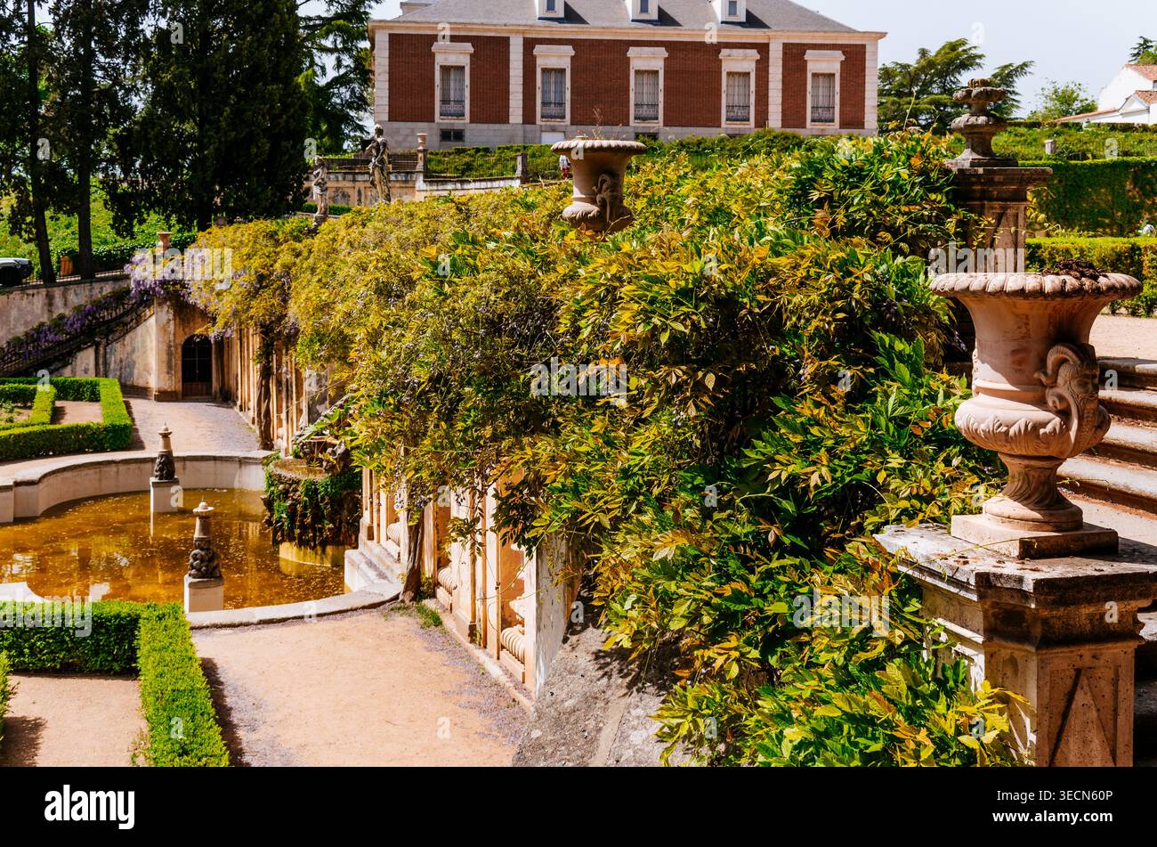 La tenuta reale di Quinta de El Pardo. Esempio dello sviluppo del giardinaggio barocco sotto il patrocinio della nobiltà in Spagna. El Pardo, Madrid, Co Foto Stock