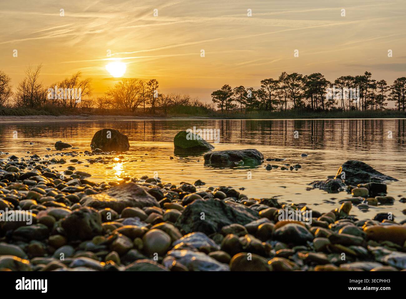 Tramonto con la bassa marea al Ferry Point Park di Chester Queen Anne's County Maryland USA Foto Stock