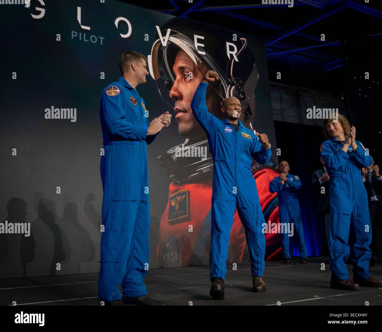 L'astronauta della NASA Victor Glover viene annunciato come uno dei quattro membri dell'equipaggio dell'Artemis II Foto Stock