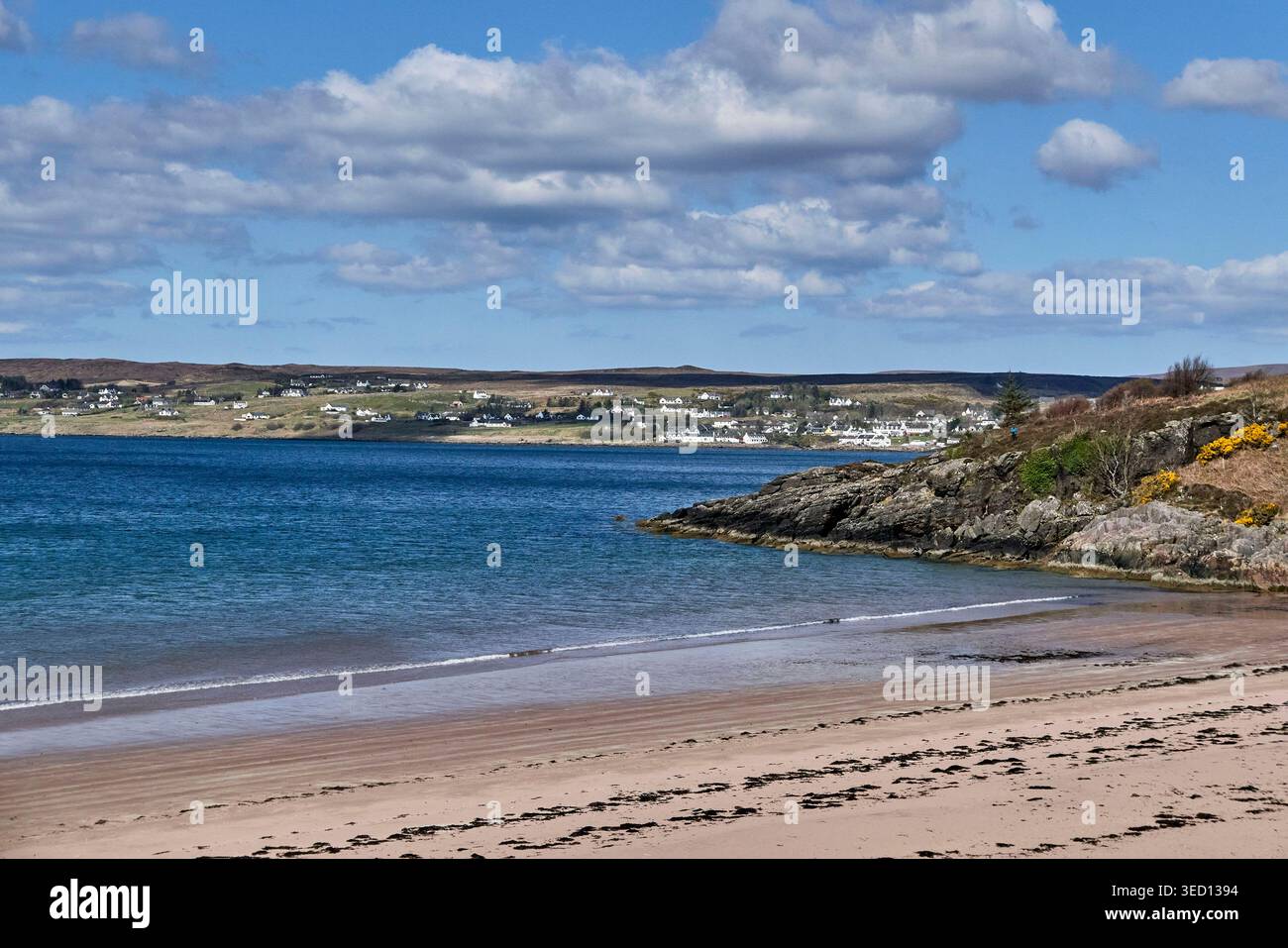 La splendida spiaggia di Sandy a Gairloch, Highlands nord-occidentali della Scozia, Regno Unito Foto Stock