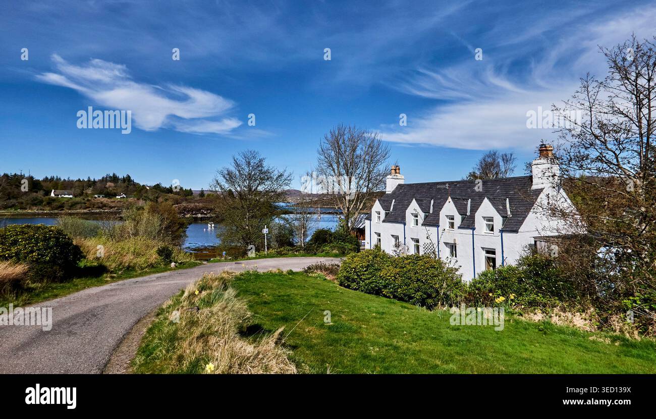 L'idilliaca comunità di Badachro, 8 miglia a sud di Gairloch, Wester Ross, Highlands nord-occidentali della Scozia, Regno Unito Foto Stock