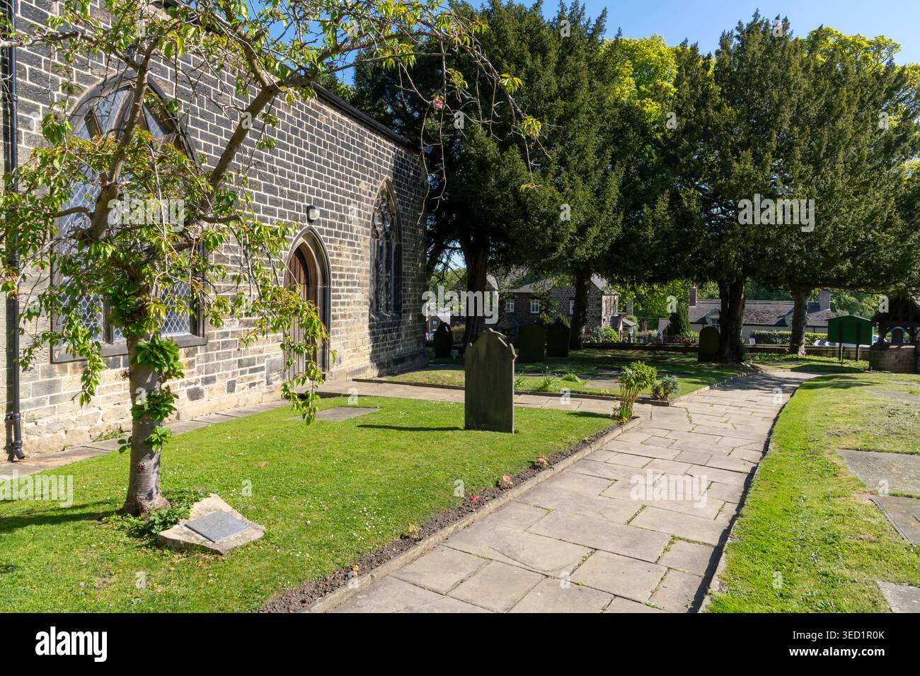 St Leonard's Church nel villaggio di Wortley vicino Barnsley nel South Yorkshire, Inghilterra. Foto Stock