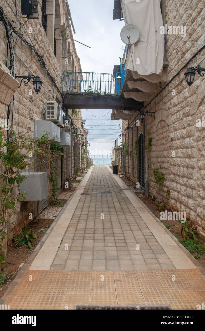 Ho scattato queste foto mentre camminavo per le strade storiche di Jounieh. Foto Stock