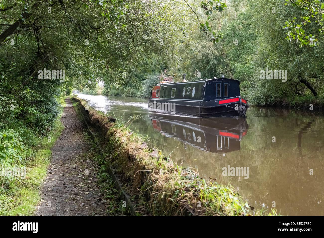 Canal boat su un canale dello Shropshire Union Canal. Foto Stock