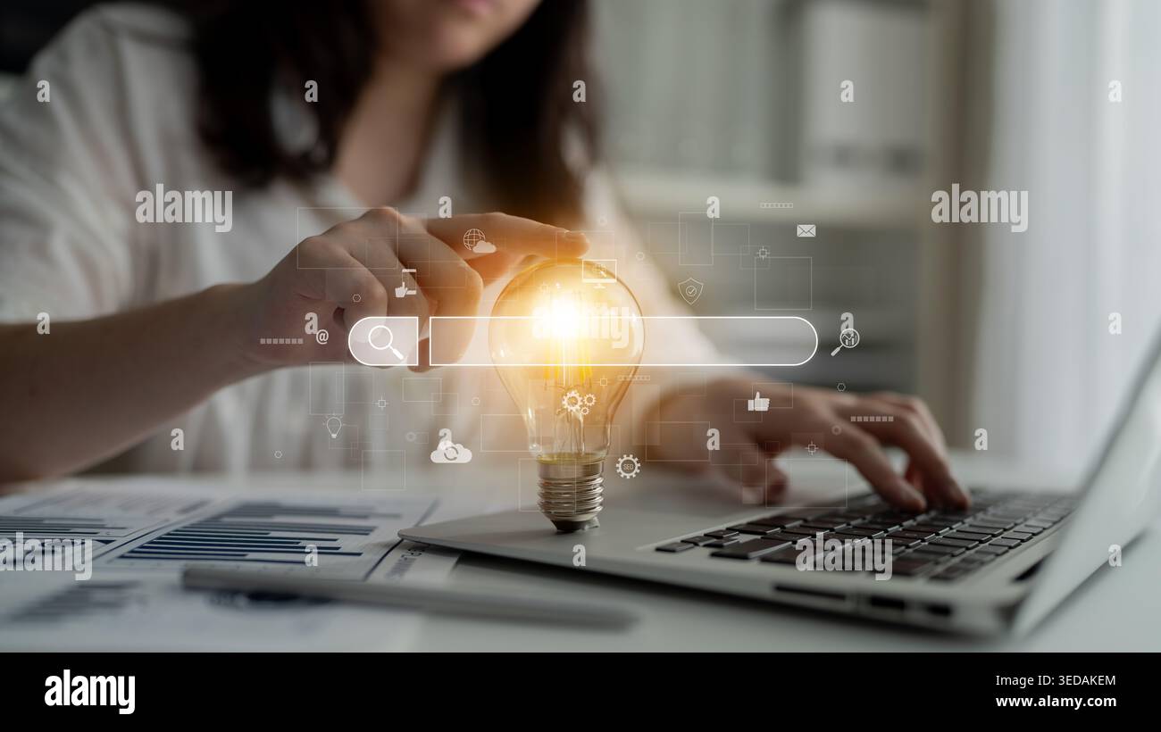 Interfaccia del motore di ricerca per accedere alle informazioni digitali e ai dati online. Il motore di ricerca trova i dati, il motore di ricerca supporta la ricerca, promuove il marketing Foto Stock