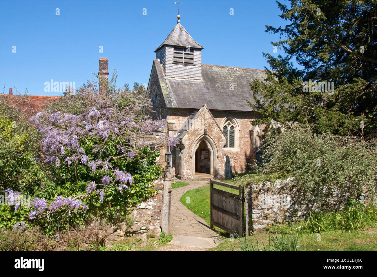 Godalming Minster St Peter's, una chiesa nella frazione di Hambledon, Waverly District, Guildford, Surrey, Inghilterra Foto Stock