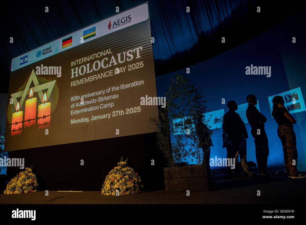Kigali, Ruanda, il 27 gennaio 2025. Un evento commemorativo dell'Olocausto a Kigali in Ruanda. Foto Stock
