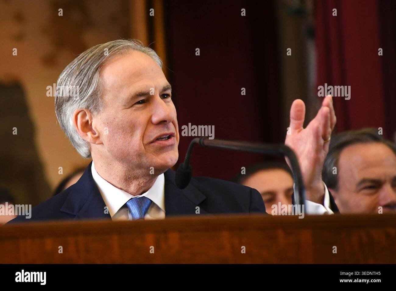 Il governatore del Texas Greg Abbott si rivolge alla camera dei rappresentanti, Austin, Texas, 10 gennaio 2017. (Foto di John Anderson/The Austin Chronicle) Foto Stock
